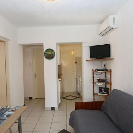 Apartments Nadenic Šilo Kültér fotó