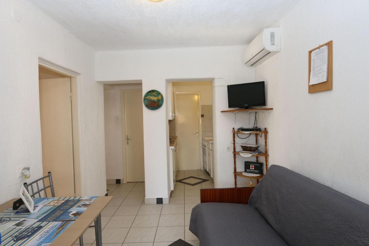 Apartments Nadenic Šilo Kültér fotó